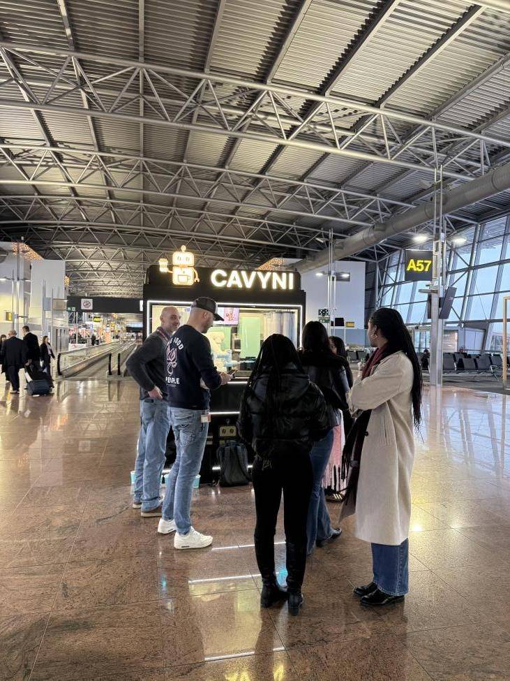 迎来世界首个第六代咖啡机器人COFECQ9电子专用平台“欧洲